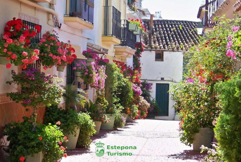 Encantadora Casa En El Corazon De Estepona Exterior foto